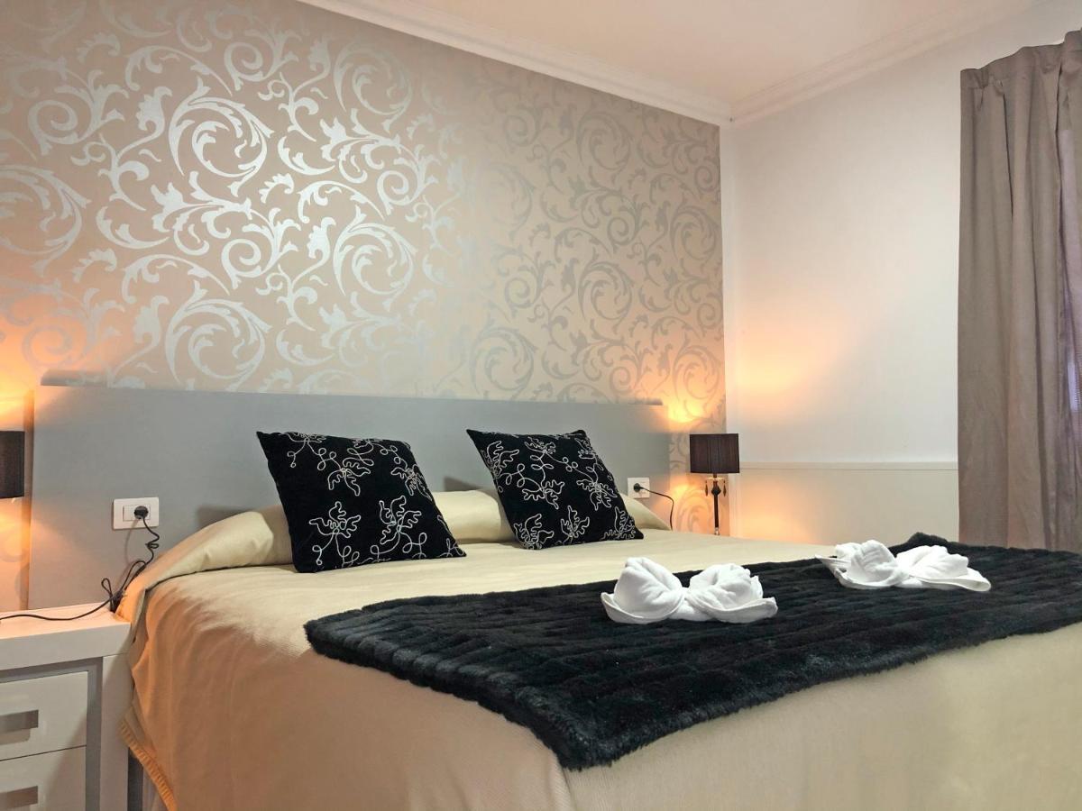 Suites Los Gigantes By Apartamentos Estrella Del Norte Акантиладо-де-Лос-Хигантес Экстерьер фото